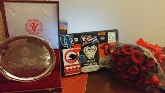 aiims_presents_gnu_health