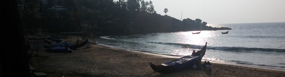 Una playa de Kerala al atardecer